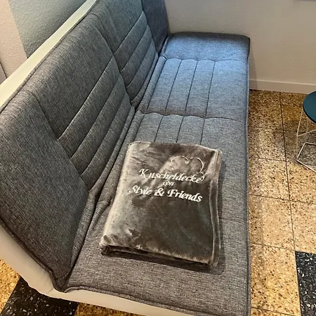 Appartement Wohnen In Ehemaliger Kneipe *